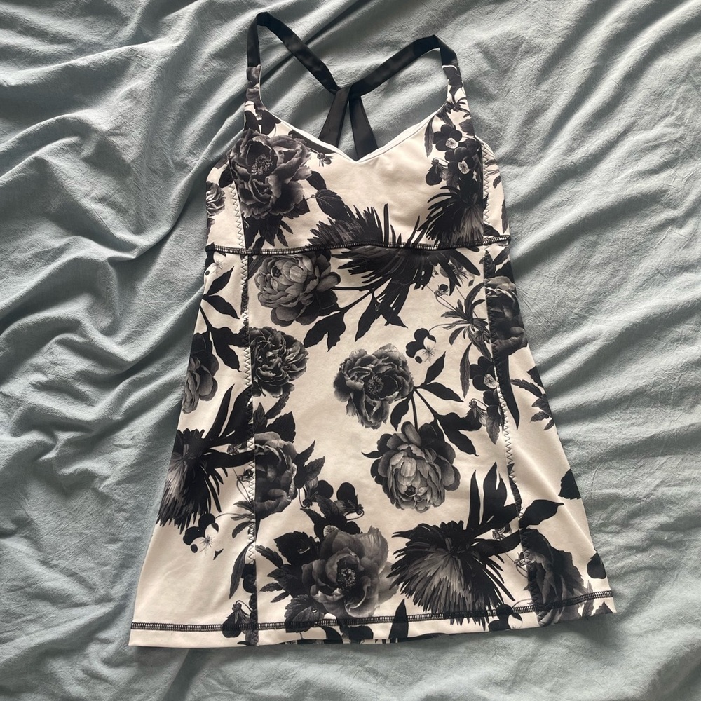 Black and White Flower Lululemon Tank